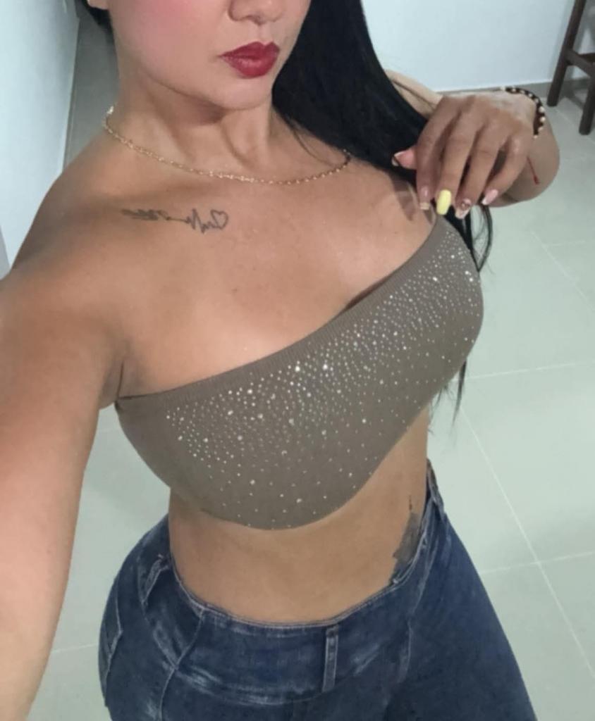 643098763: Chica busca chico en Albacete