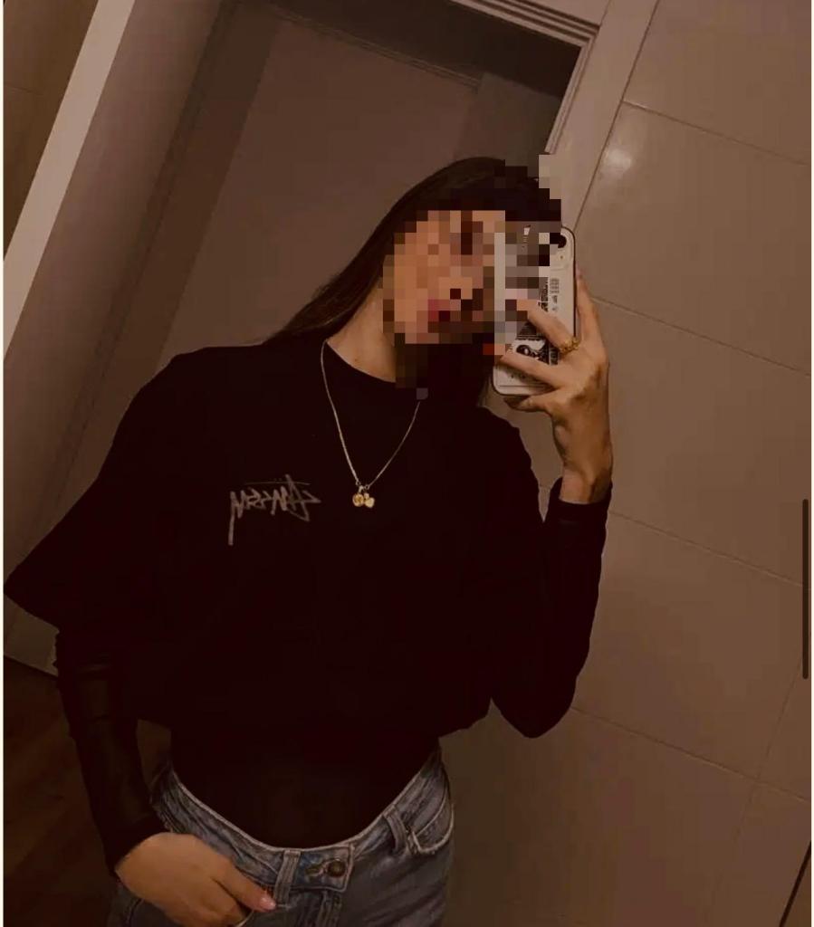 Chica busca chico en Cádiz: 