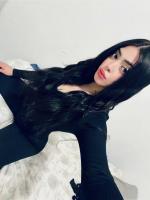 607479662: Chica busca chico en Barcelona