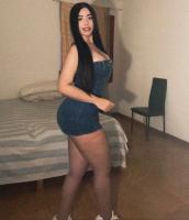 643136846: Chica busca chico en Gerona