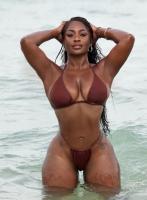 632184909: Chica busca chico en Badajoz