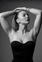 672893796: Chica busca chico en Barcelona