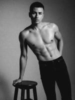 641468105: Chico busca chica en Mallorca