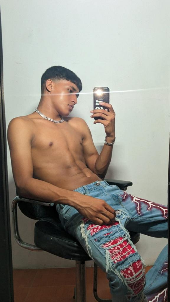 Chico busca chica en Tenerife: 