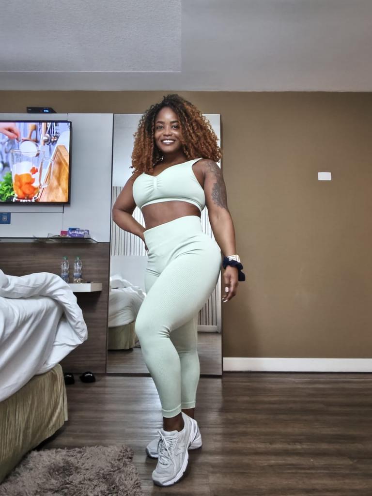 613694952: Chica busca chico en Barcelona