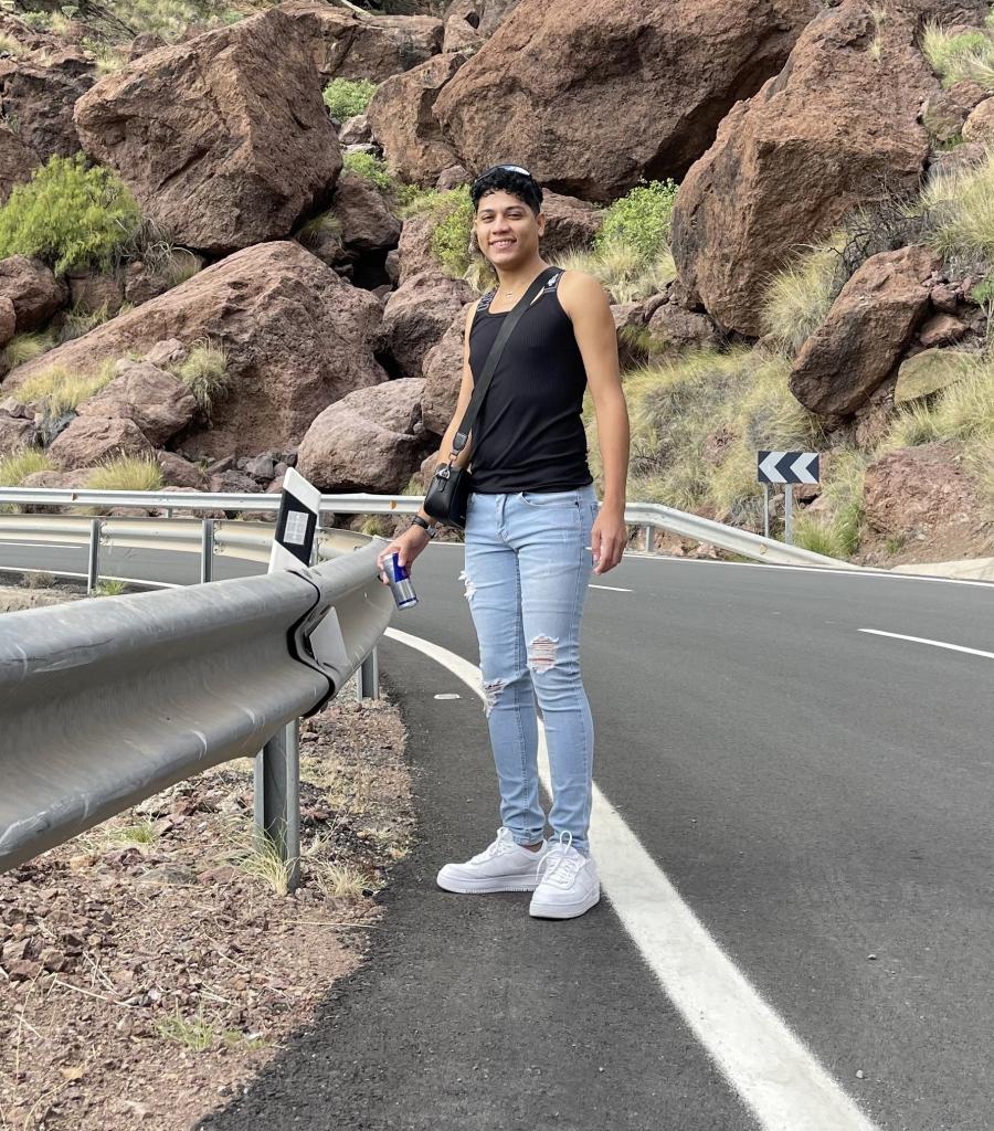 641282539: Chico busca chica en Sevilla