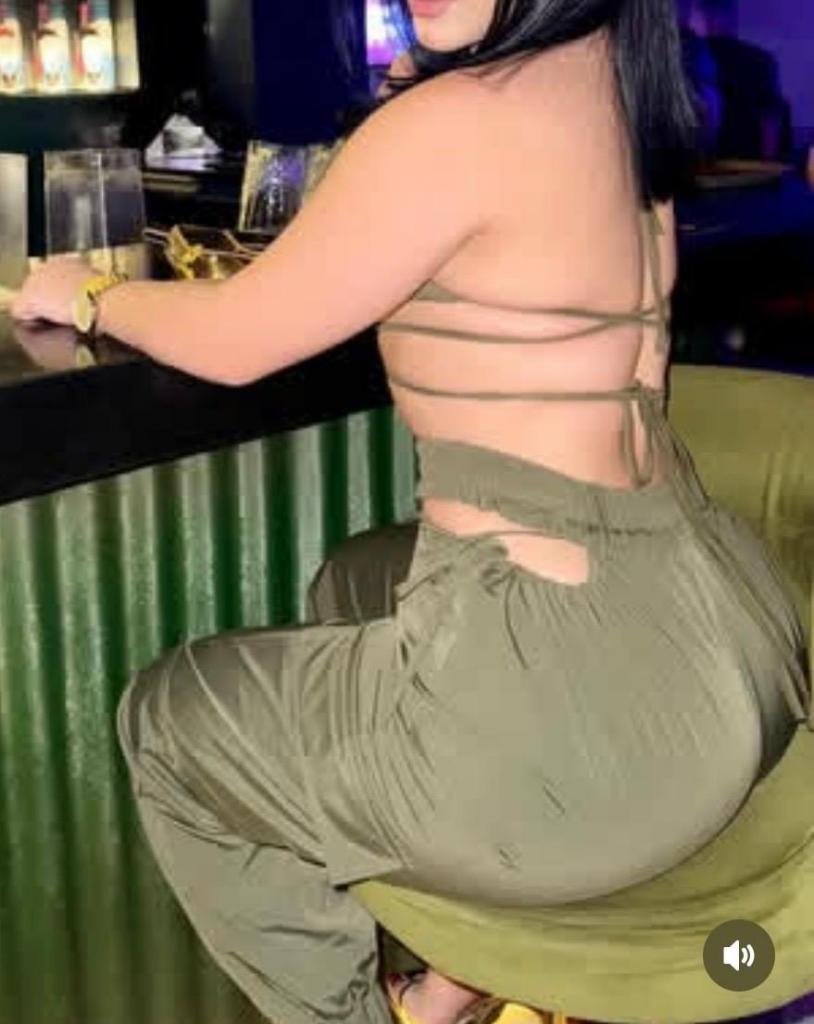 652486245: Chica busca chico en Pontevedra