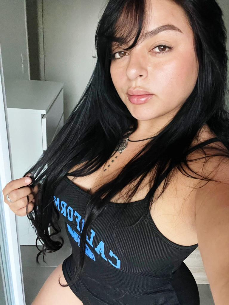 Chica busca chico en Cádiz: 