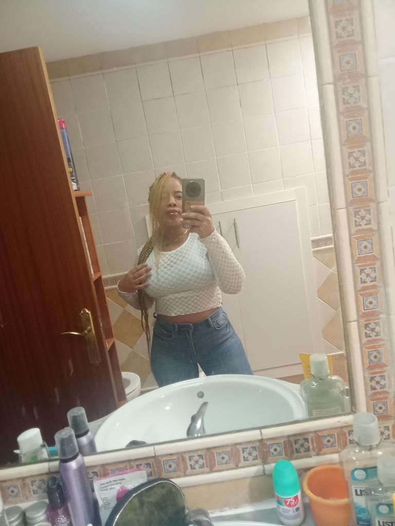 Chica busca chico en Cádiz: 