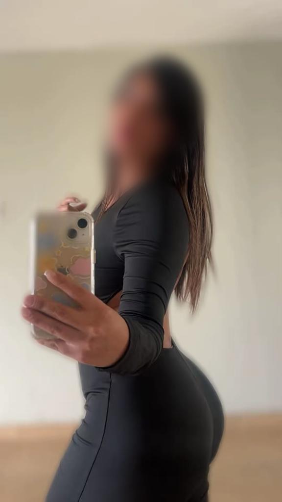 Chica busca chico en Barcelona: 