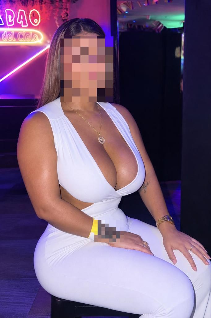 637464496: Chica busca chico en Alicante