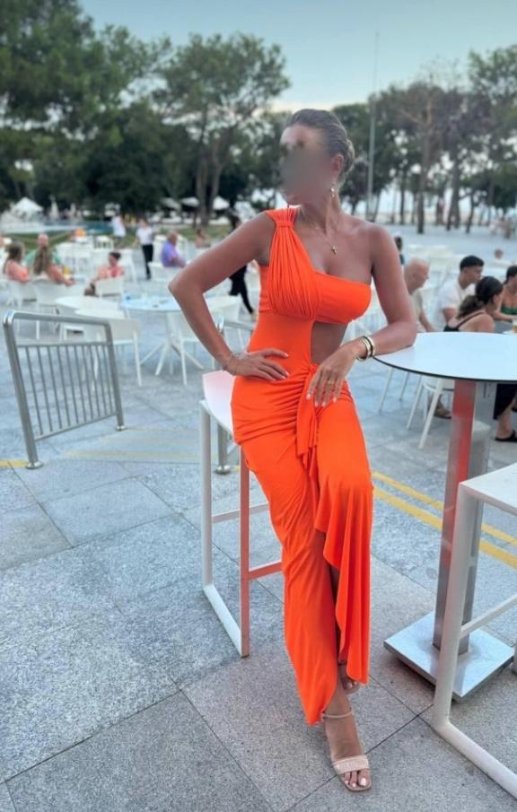 Chica busca chico en Alicante: 