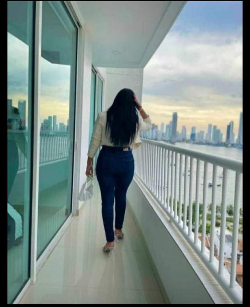 742020815: Chica busca chico en Tenerife
