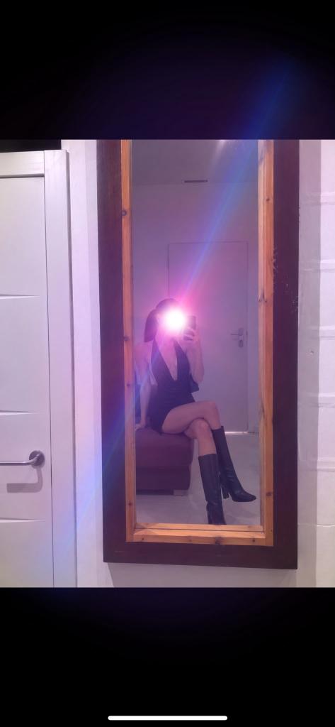 611383266: Chica busca chico en Alicante