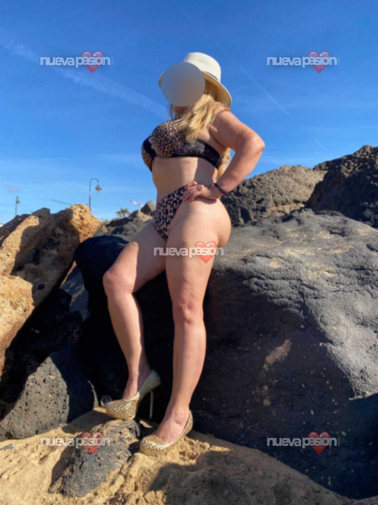 Chica busca chico en Tenerife: 