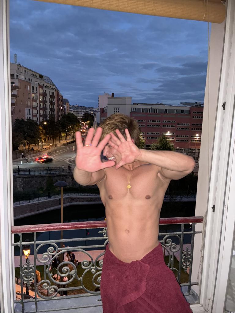 663993601: Chico busca chica en Madrid