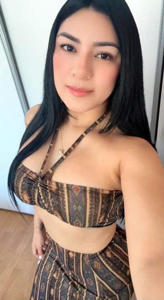 Chica busca chico en Tenerife: 