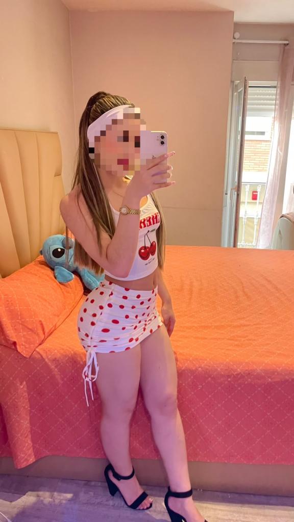 641690132: Chica busca chico en Málaga