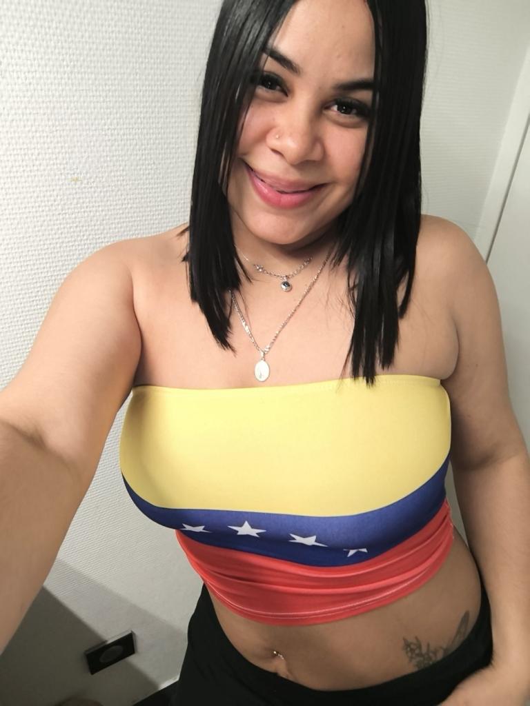 Chica busca chico en Cádiz: 