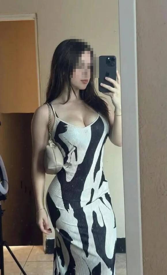 604385178: Chica busca chico en Gerona