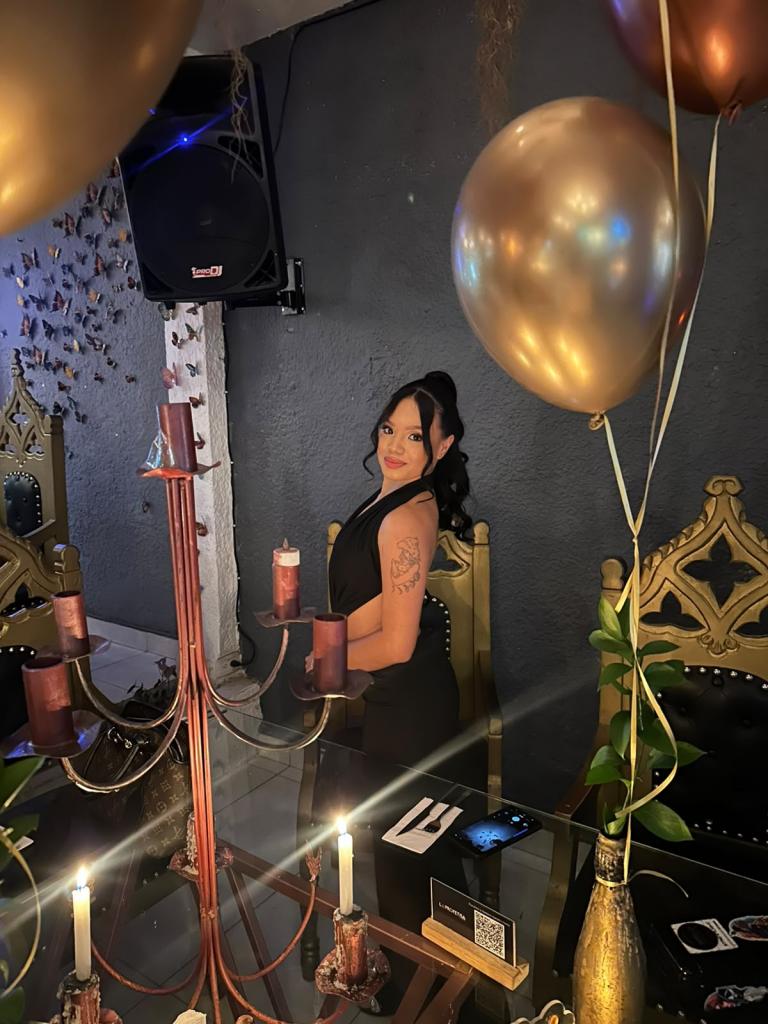 674379314: Chica busca chico en Barcelona