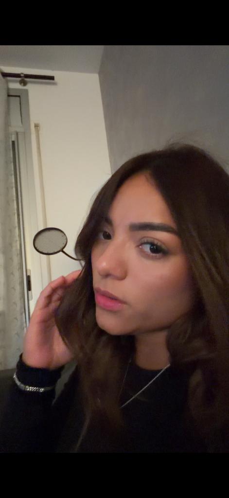 613348072: Chica busca chico en Gerona