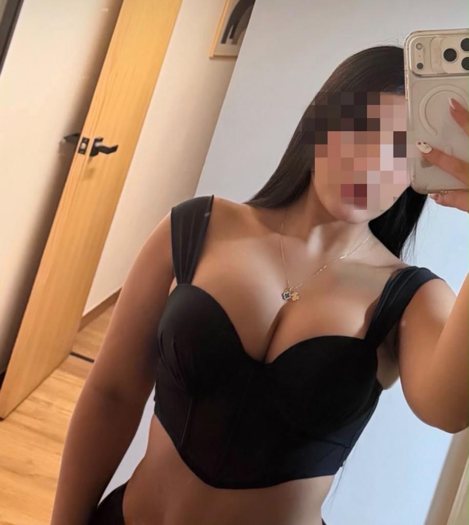 Chica busca chico en Sevilla: 