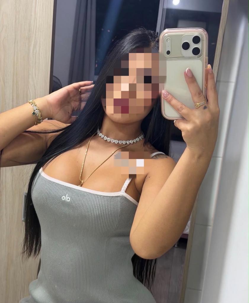 Chica busca chico en Sevilla: 