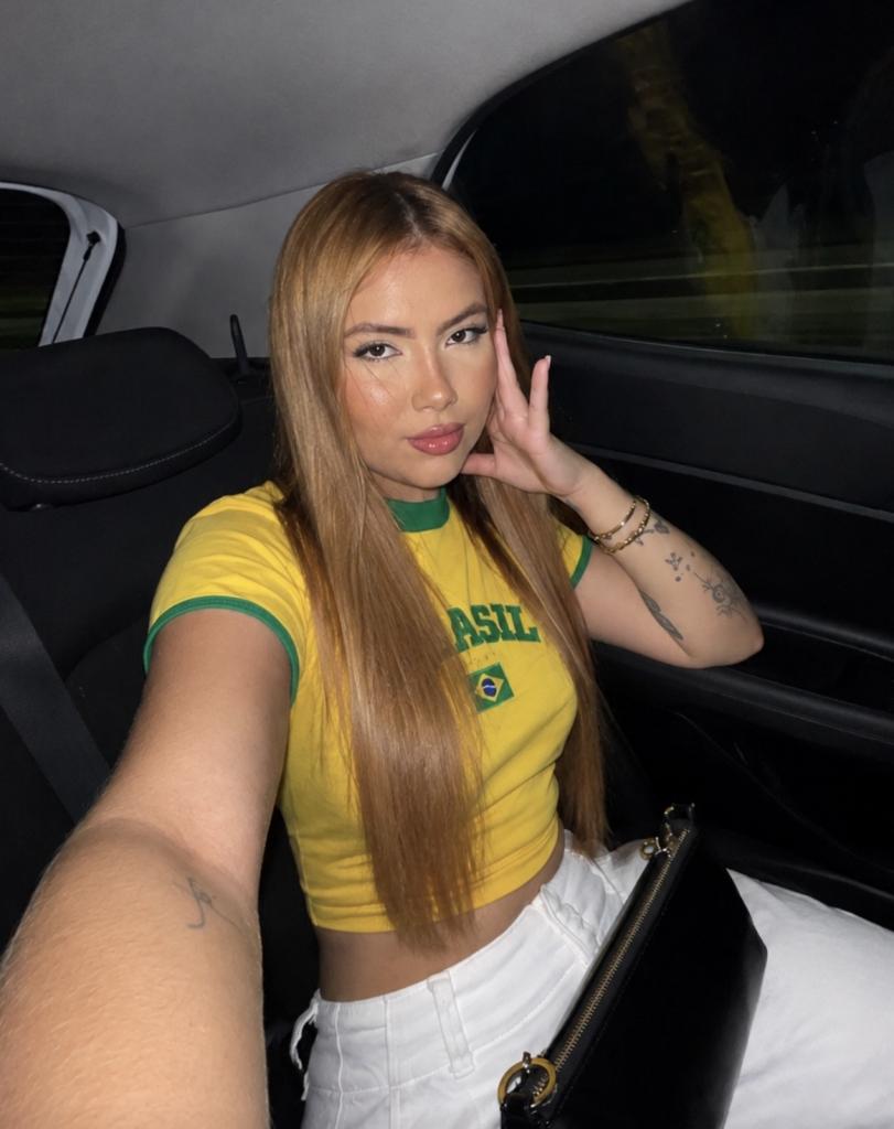 647606184: Chica busca chico en Almería