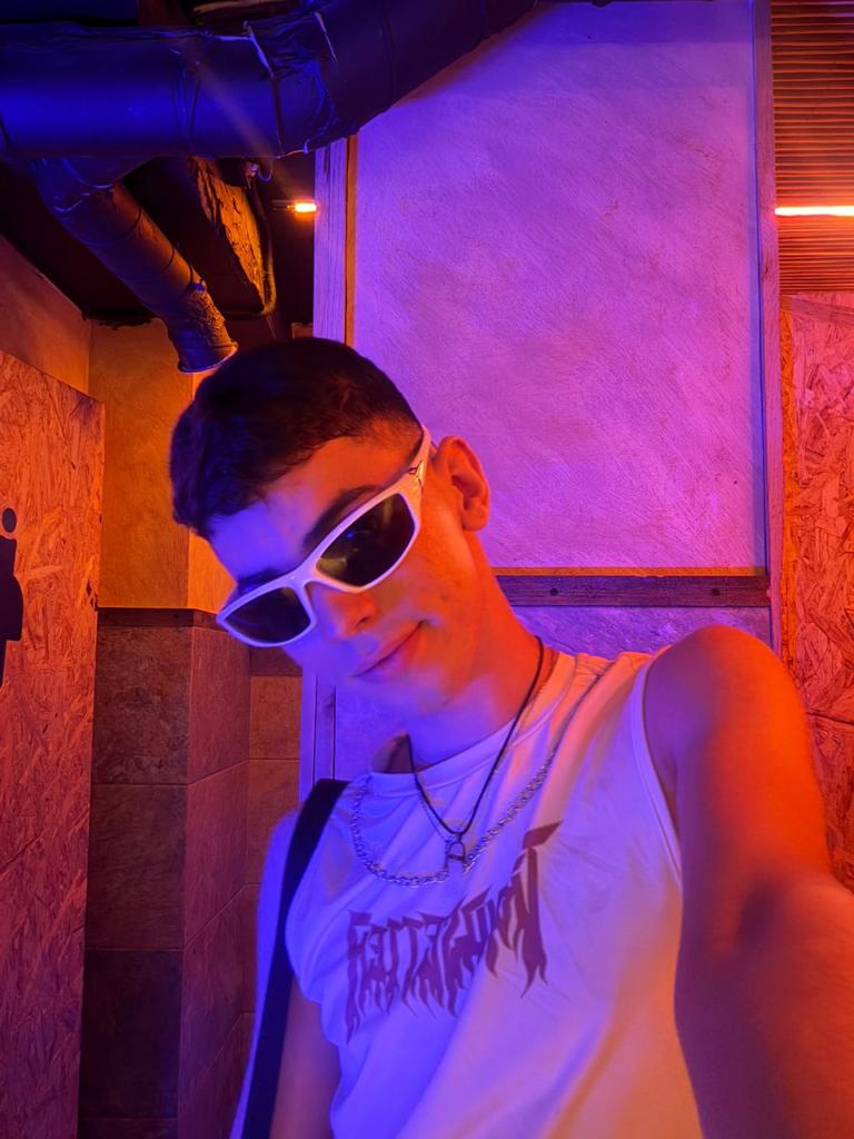 Chico busca chica en Madrid: 