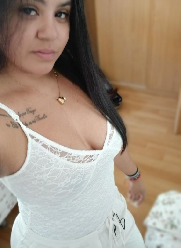 635466144: Chica busca chico en Ávila