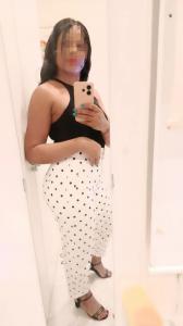 699121346: Chica busca chico en Madrid