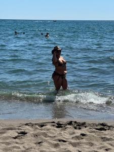643343358: Chica busca chico en Cádiz