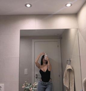 642291159: Chica busca chico en Barcelona