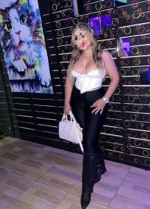 745015135: Chica busca chico en Murcia