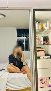 692402159: Chica busca chico en Barcelona
