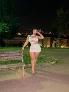 613213386: Chica busca chico en Pontevedra
