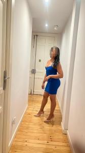 699121346: Chica busca chico en Madrid