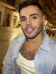 643252843: Chico busca chica en Badajoz
