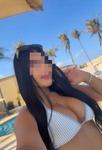 664248549: Chica busca chico en Sevilla