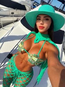 653812989: Transexual en Huelva