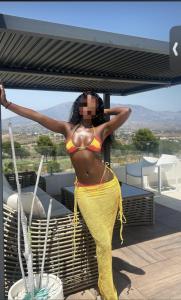 642772173: Chica busca chico en Orense
