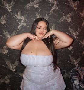 603346045: Chica busca chico en Lérida