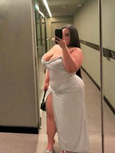 603346045: Chica busca chico en Lérida