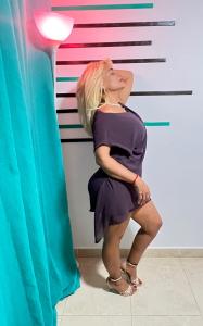 605215513: Chica busca chico en Tenerife