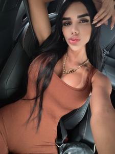 653812989: Travesti en Huelva