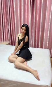 696678460: Chica busca chico en Barcelona