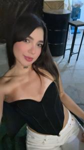 624351894: Chica busca chico en Sevilla