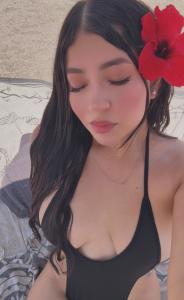 663736078: Chica busca chico en Ibiza