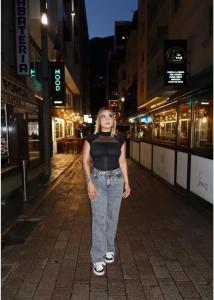 632901993: Chica busca chico en Lérida